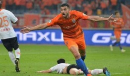 年轻球员爆料新闻最新,揭秘年轻球员的真实生存状态